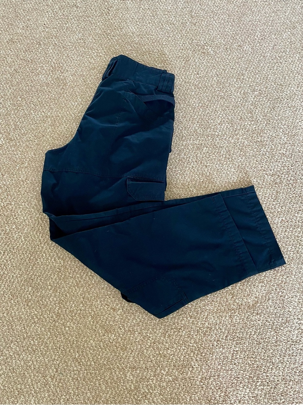 5.11 Tactical Dark Navy Utility Cargo Pants 38x32 - Picture 2 of 3